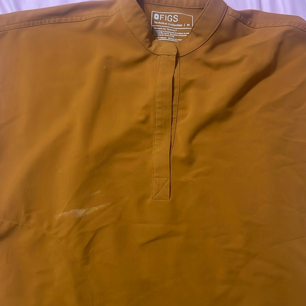 Figs Rafaella scrub top in color Atlantic Fall